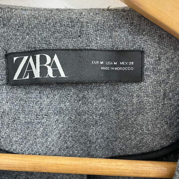 Zara Vest - Picture 2 of 4